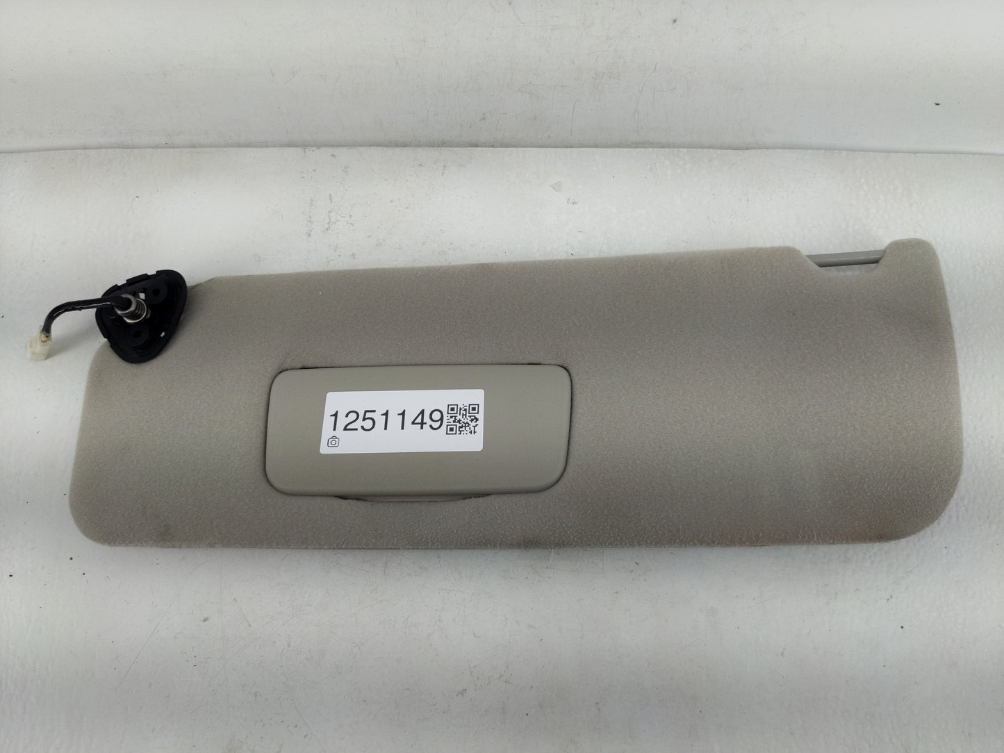 2005-2010 Toyota Sienna Sun Visor Shade Replacement Driver Left Mirror Fits Fits 2005 2006 2007 2008 2009 2010 OEM Used Auto