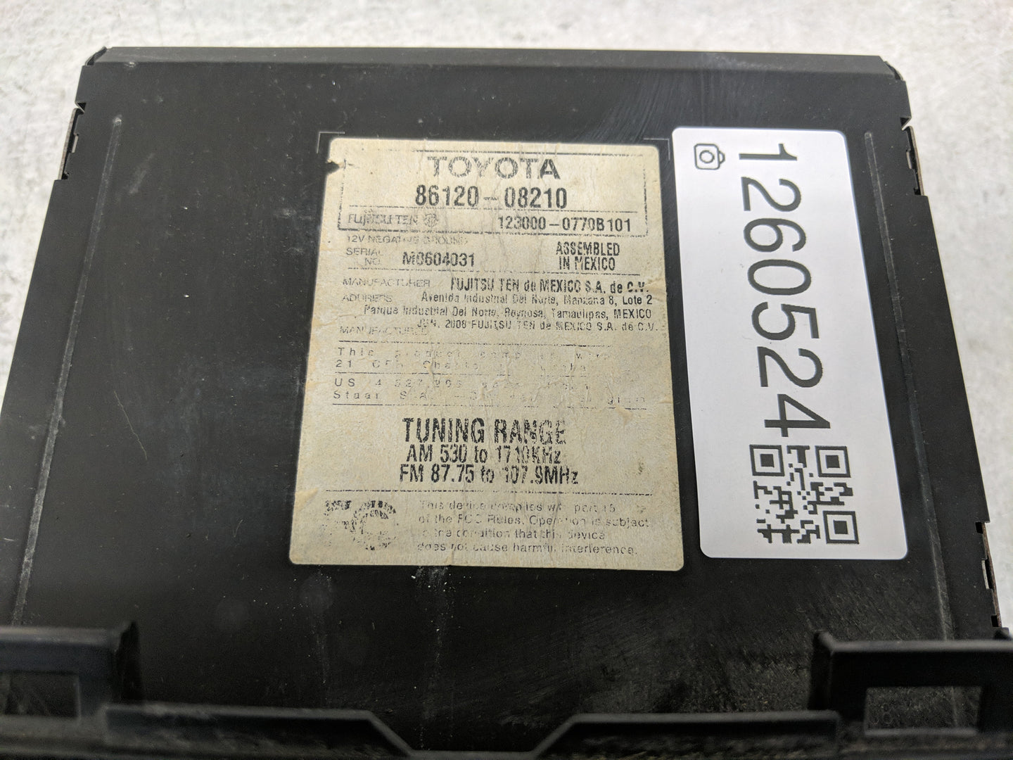2008-2010 Toyota Sienna Radio AM FM Cd Player Receiver Replacement P/N:86120-08200 86120-08210 Fits Fits 2008 2009 2010 OEM 