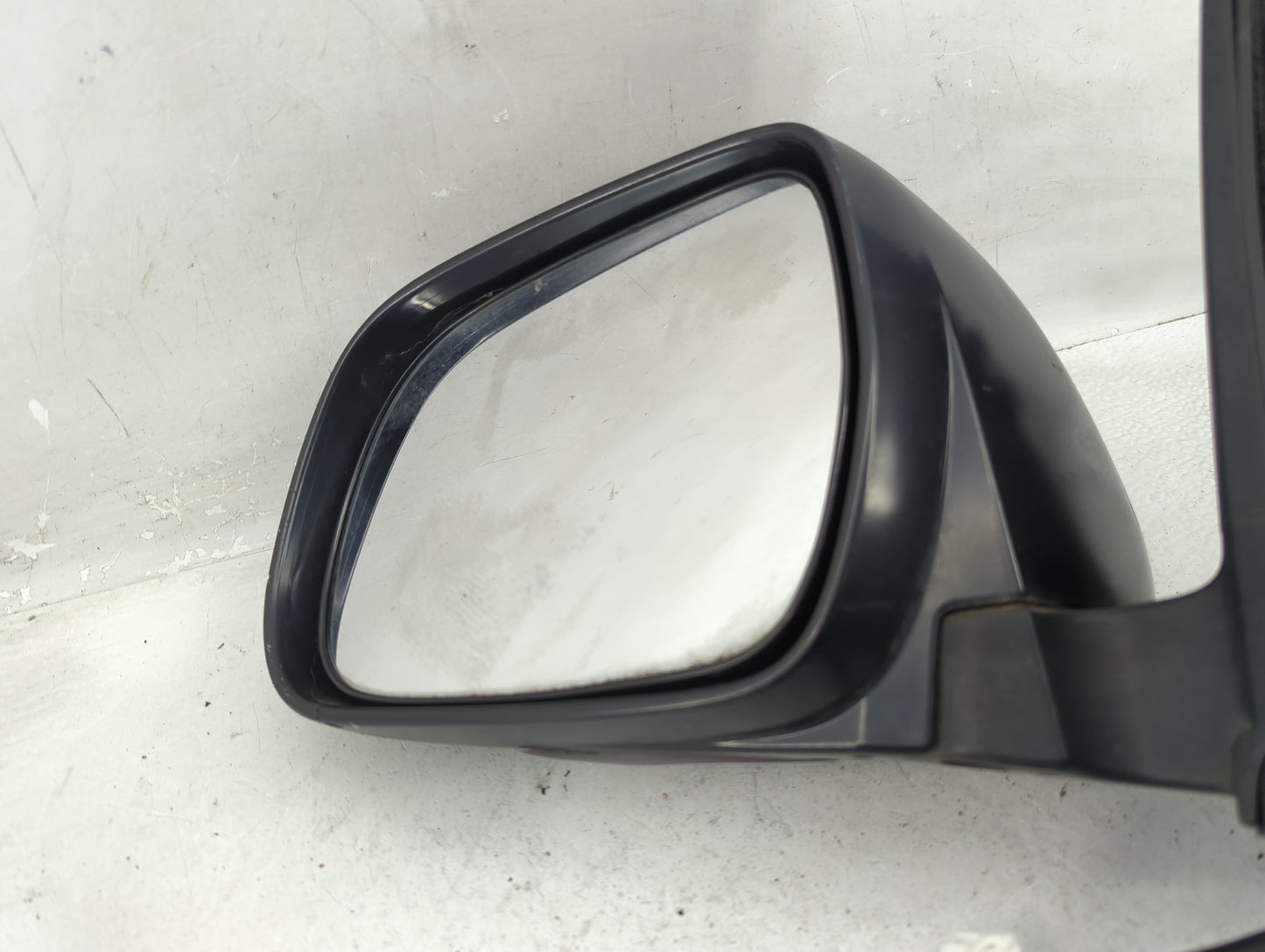 2008 Toyota Sienna Driver Side View Mirror - Left Door Mirror OEM Used - Oemusedautoparts1.com