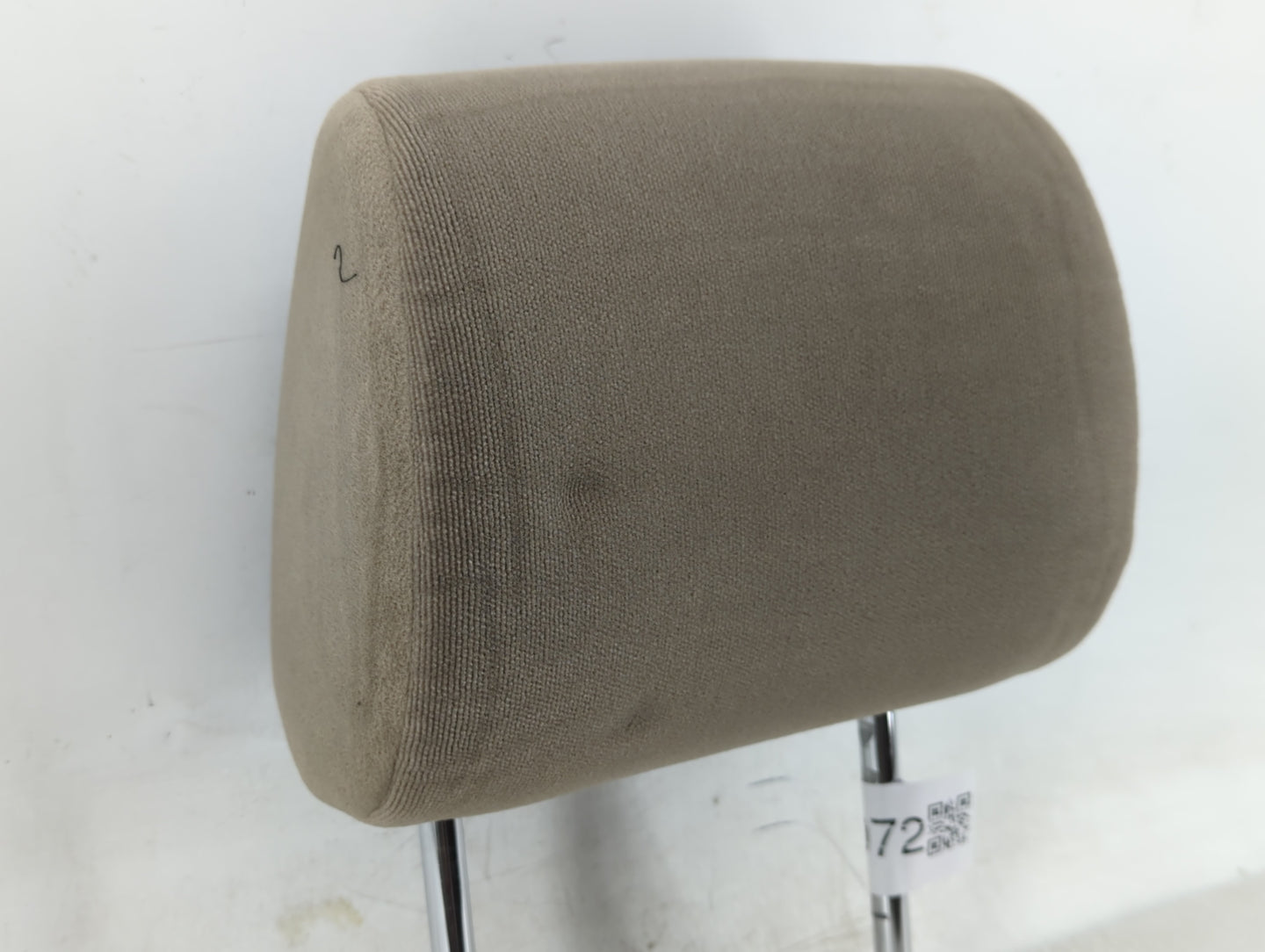 2004 Toyota Sienna Headrest Head Rest Rear Center Seat Fits OEM Used Auto Parts - Oemusedautoparts1.com