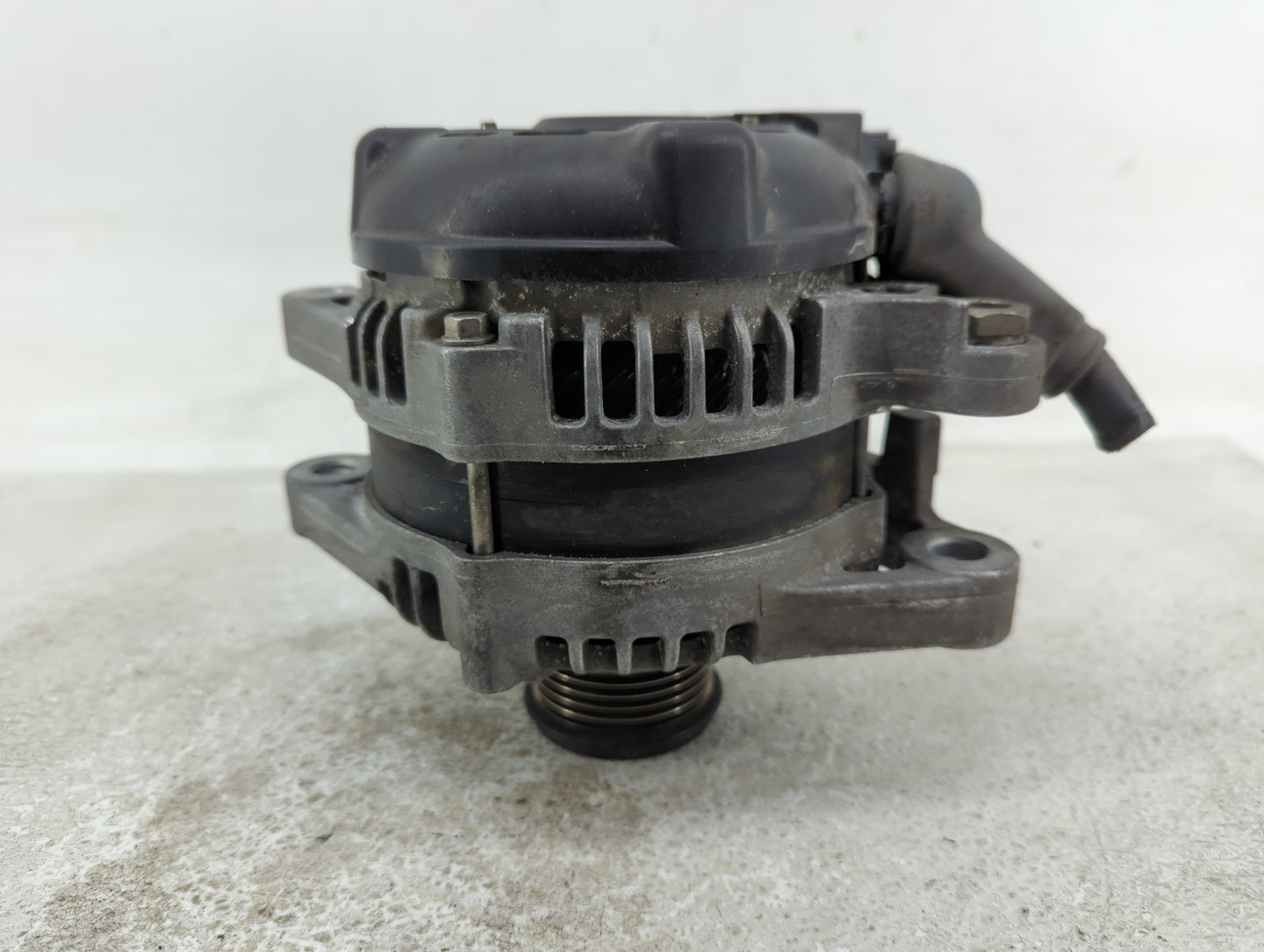 2007-2016 Toyota Sienna Alternator Replacement Generator Charging Assembly Engine OEM P/N:27060-0P241 Fits OEM Used Auto Par