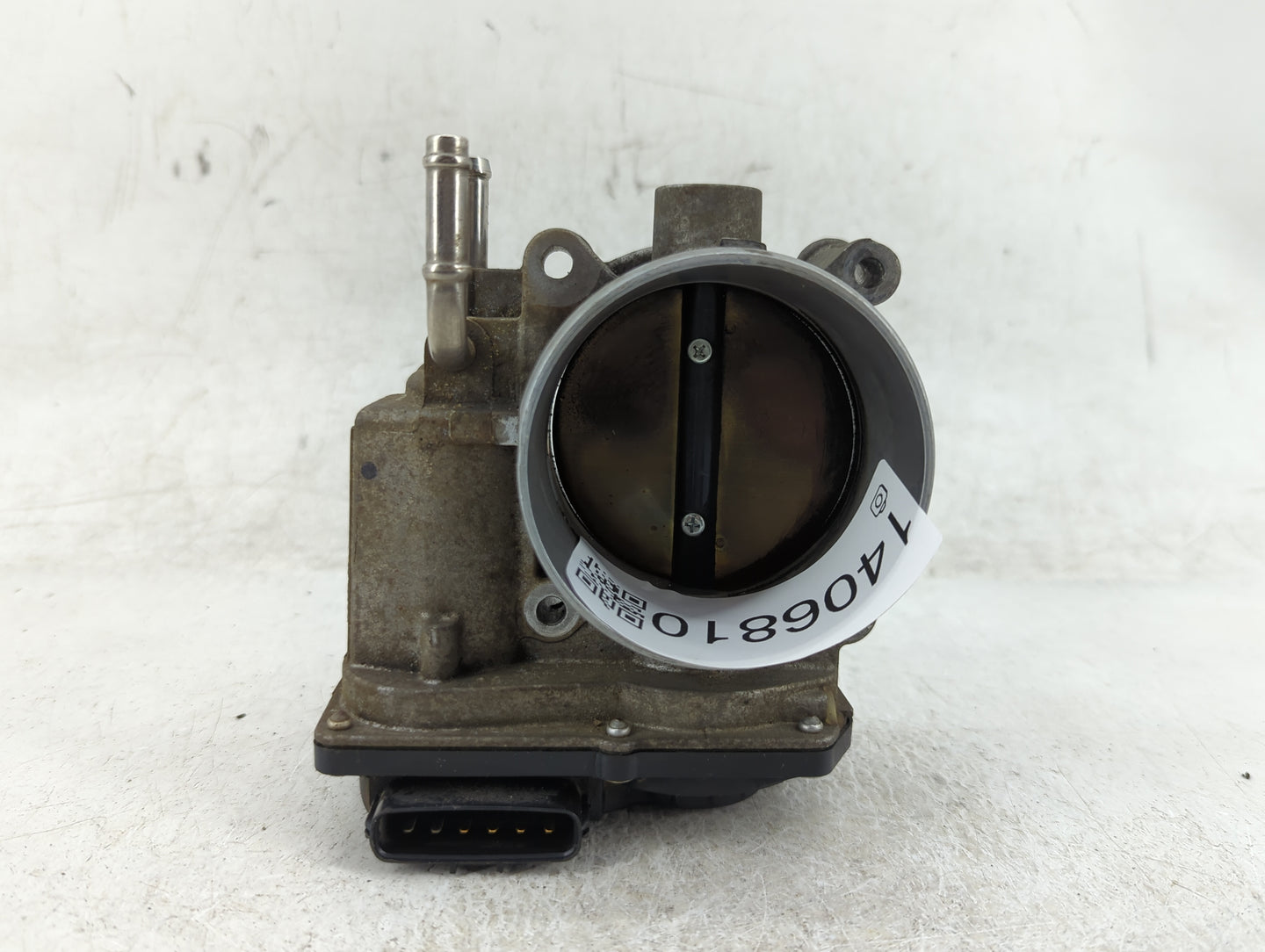 2007-2016 Toyota Sienna Throttle Body P/N:22030-0P050 Fits OEM Used Auto Parts - Oemusedautoparts1.com