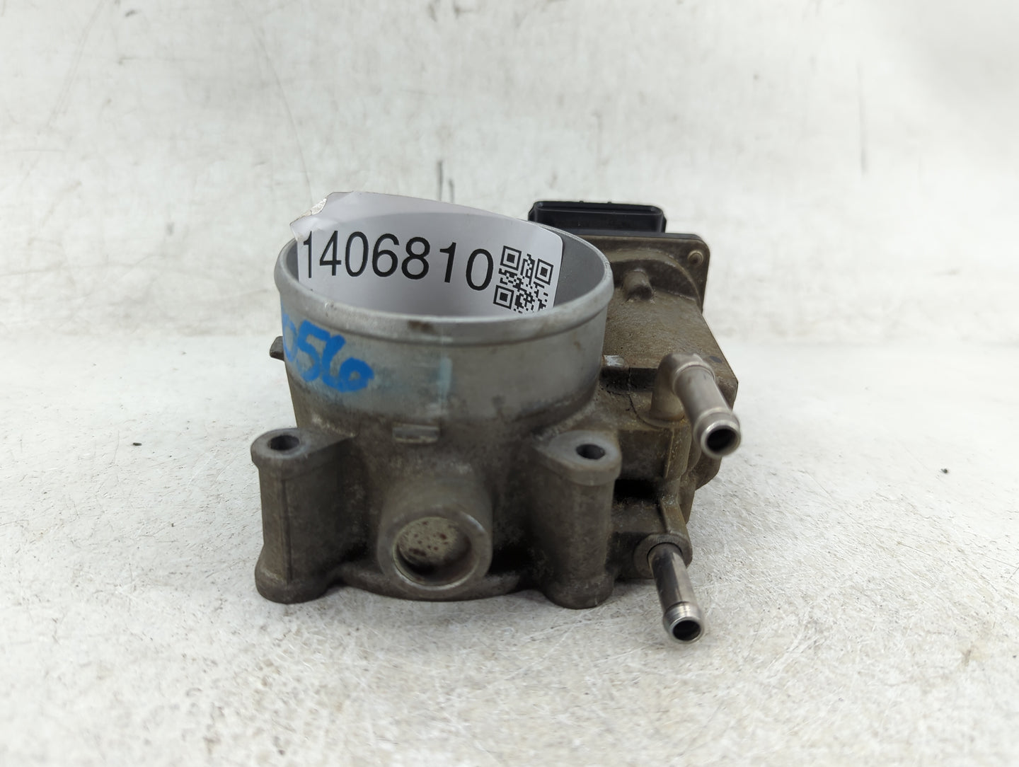 2007-2016 Toyota Sienna Throttle Body P/N:22030-0P050 Fits OEM Used Auto Parts - Oemusedautoparts1.com