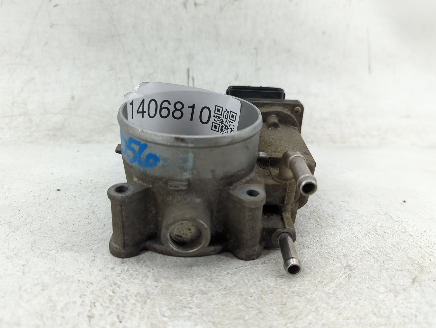 2007-2016 Toyota Sienna Throttle Body P/N:22030-0P050 Fits OEM Used Auto Parts - Oemusedautoparts1.com