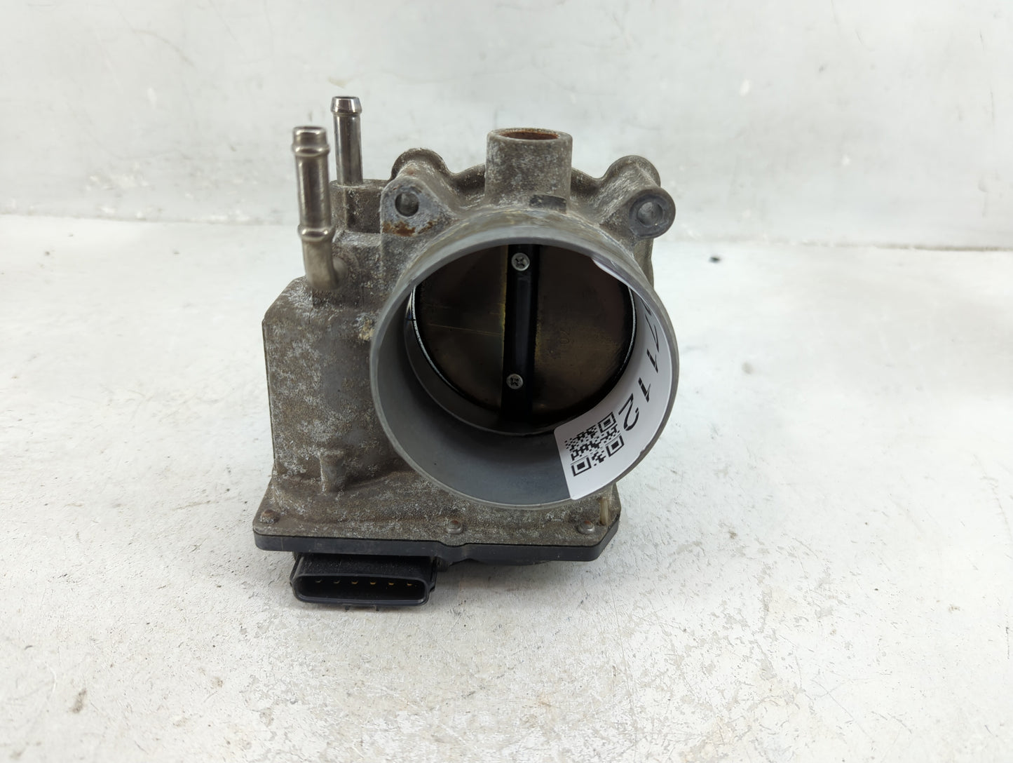 2007-2016 Toyota Sienna Throttle Body P/N:22030-0P050 Fits OEM Used Auto Parts - Oemusedautoparts1.com