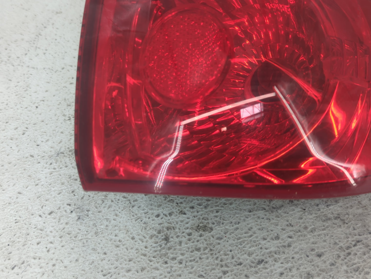 2006-2010 Toyota Sienna Tail Light Assembly Passenger Right OEM Fits Fits 2006 2007 2008 2009 2010 OEM Used Auto Parts - Oem