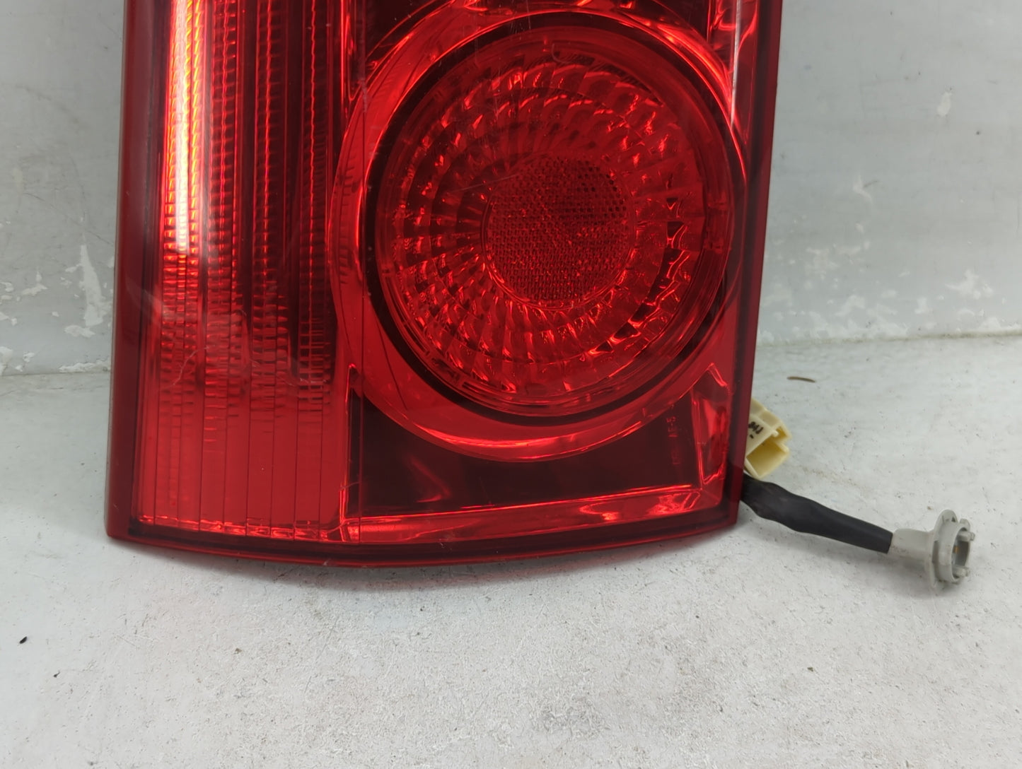 2006-2010 Toyota Sienna Tail Light Assembly Driver Left OEM Fits Fits 2006 2007 2008 2009 2010 OEM Used Auto Parts - Oemused