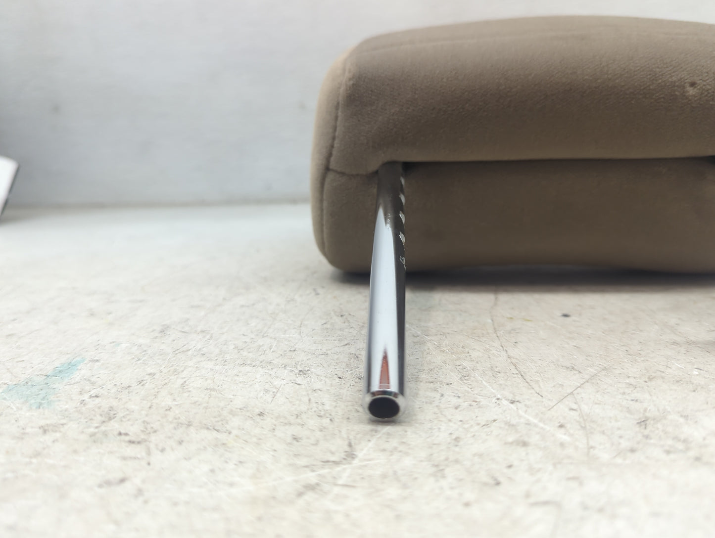 2008 Toyota Sienna Headrest Head Rest Front Driver Seat Tan - Oemusedautoparts1.com