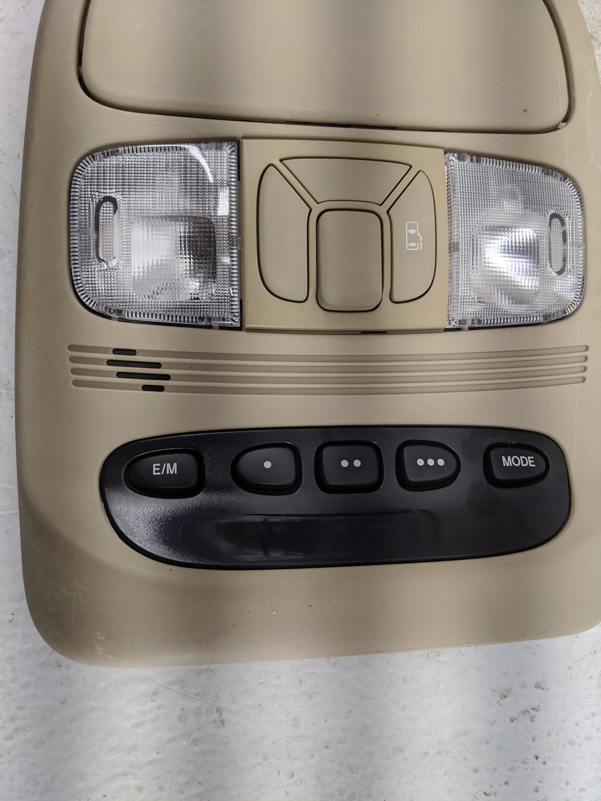 2008 Toyota Sienna Overhead Roof Console Tan - Oemusedautoparts1.com