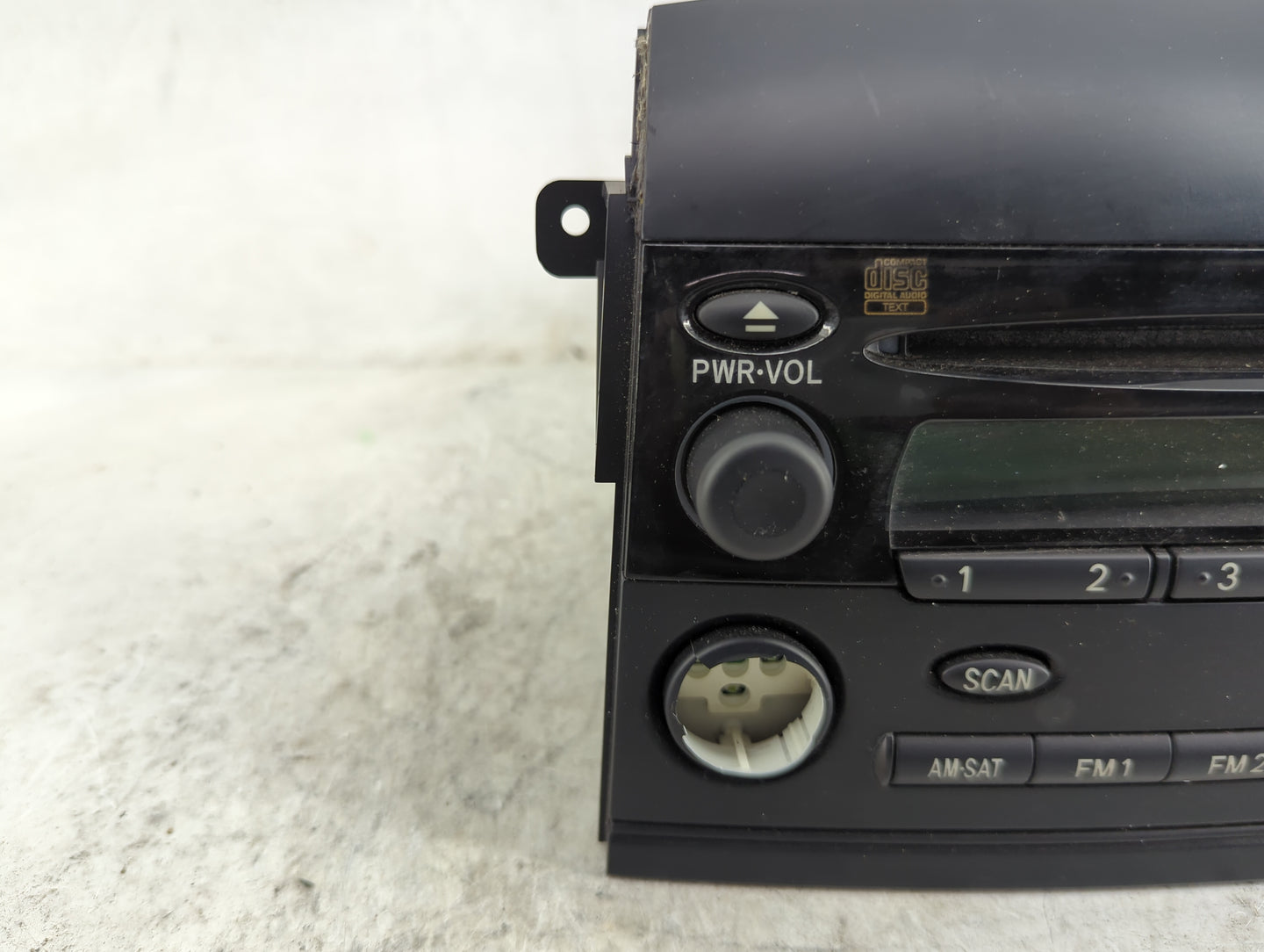 2008-2010 Toyota Sienna Radio AM FM Cd Player Receiver Replacement P/N:86120-08210 123000-0770A101 Fits Fits 2008 2009 2010 