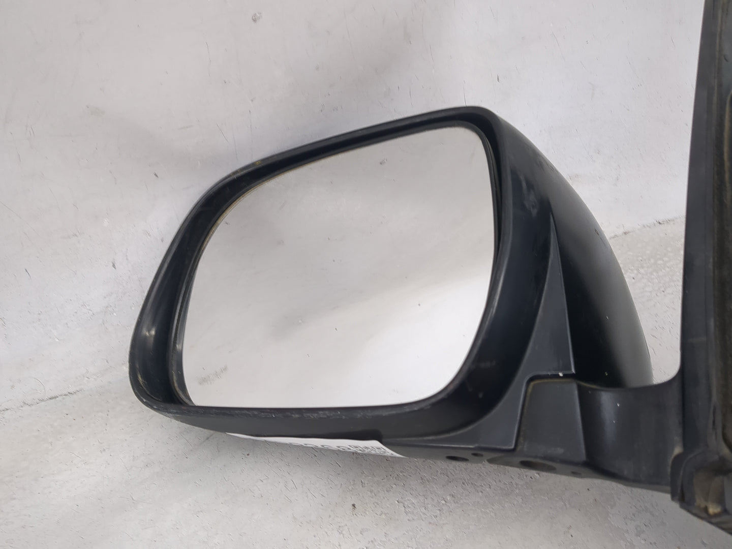 2004-2010 Toyota Sienna Driver Side View Mirror - Left Door Mirror OEM Used - Oemusedautoparts1.com