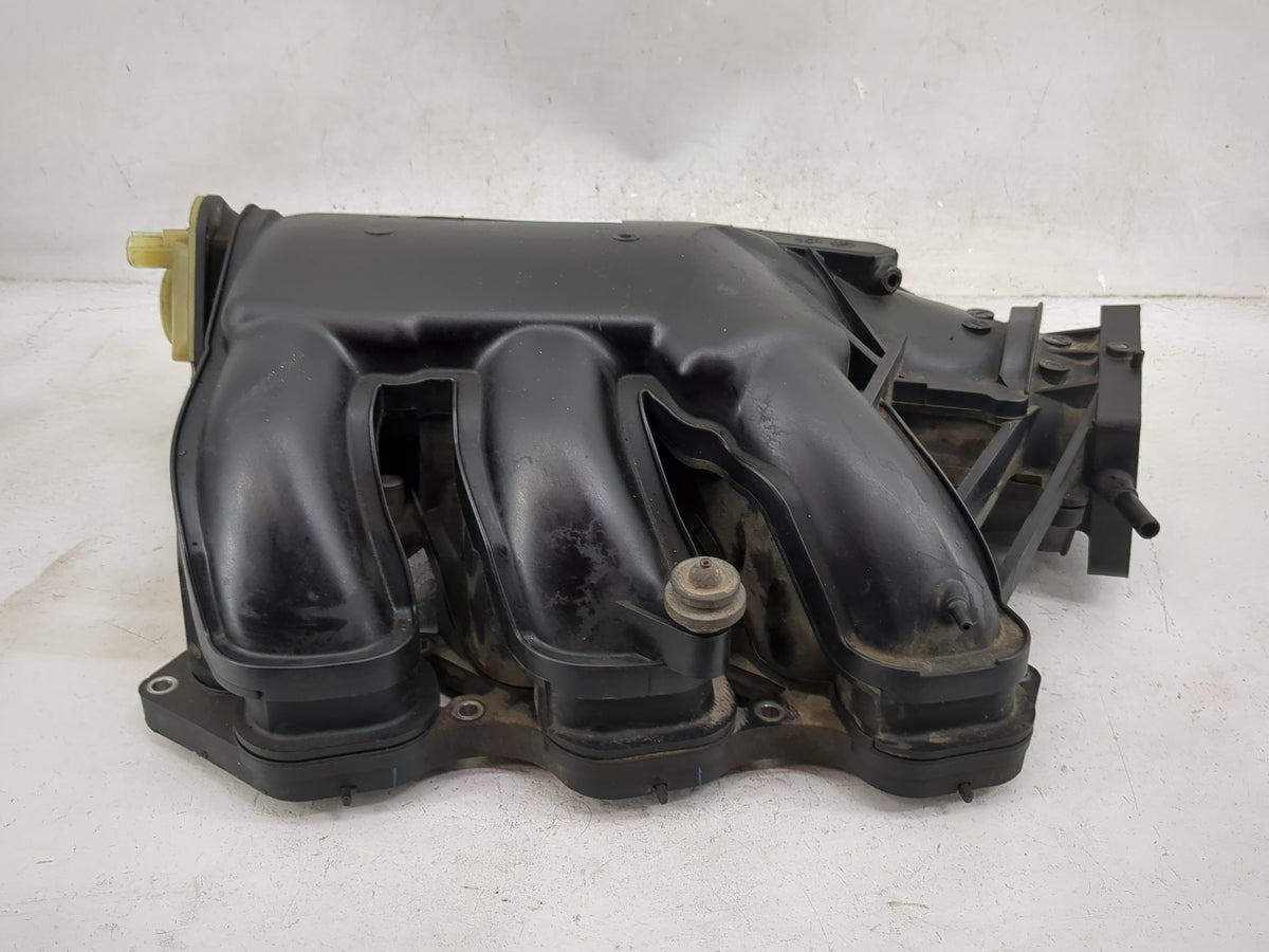 2007-2010 Toyota Sienna Air Intake Manifold P/N:17190-0P041 171900P04100 Fits OEM Used Auto Parts - Oemusedautoparts1.com