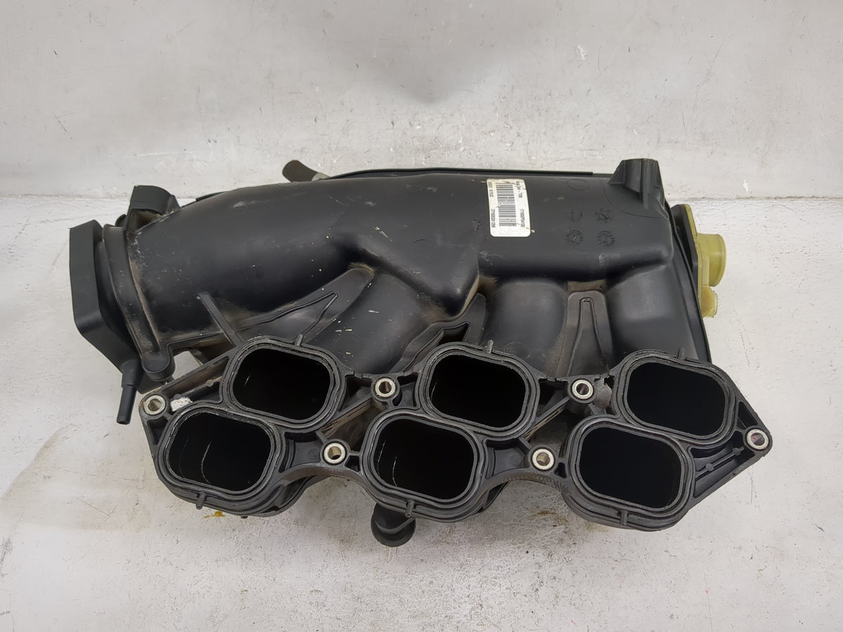 2007-2010 Toyota Sienna Air Intake Manifold P/N:17190-0P041 171900P04100 Fits OEM Used Auto Parts - Oemusedautoparts1.com