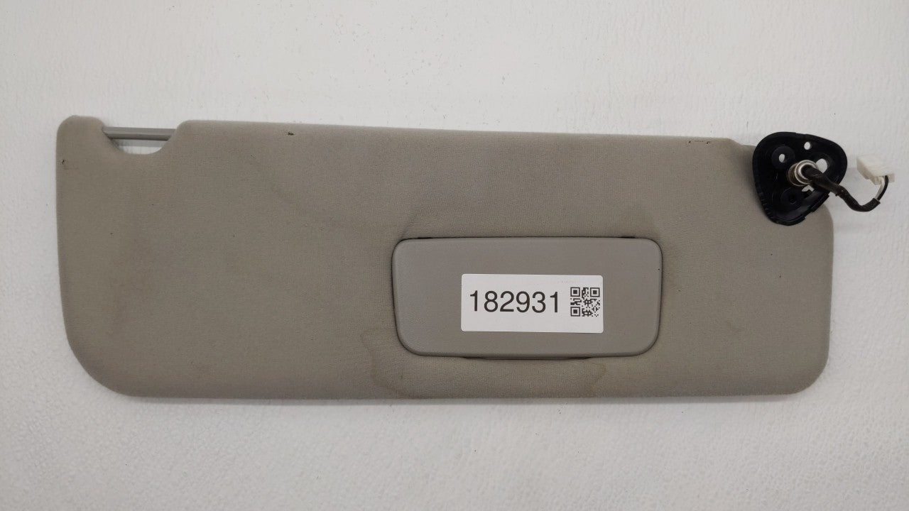 2005-2010 Toyota Sienna Sun Visor Shade Replacement Passenger Right Mirror Fits Fits 2005 2006 2007 2008 2009 2010 OEM Used 