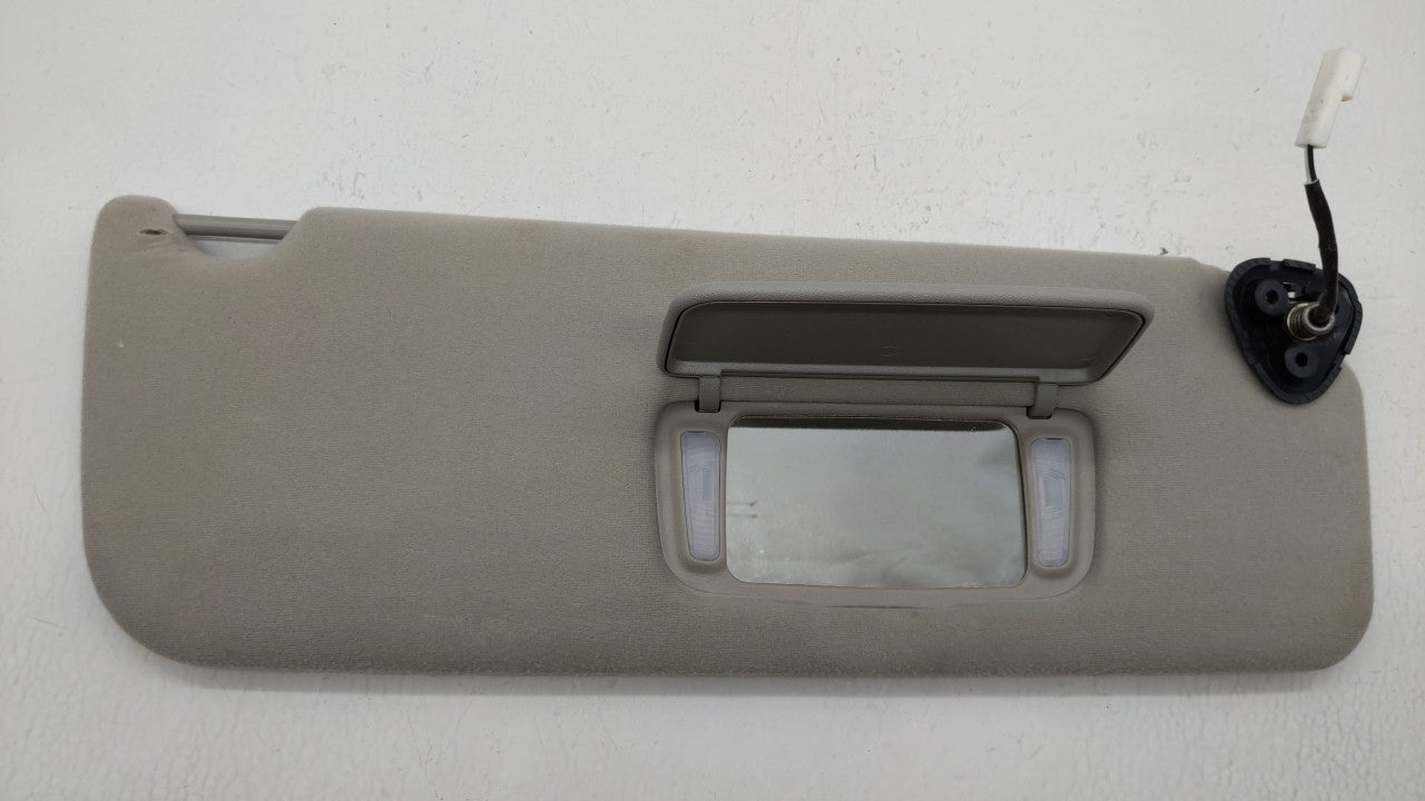 2005-2010 Toyota Sienna Sun Visor Shade Replacement Passenger Right Mirror Fits Fits 2005 2006 2007 2008 2009 2010 OEM Used 