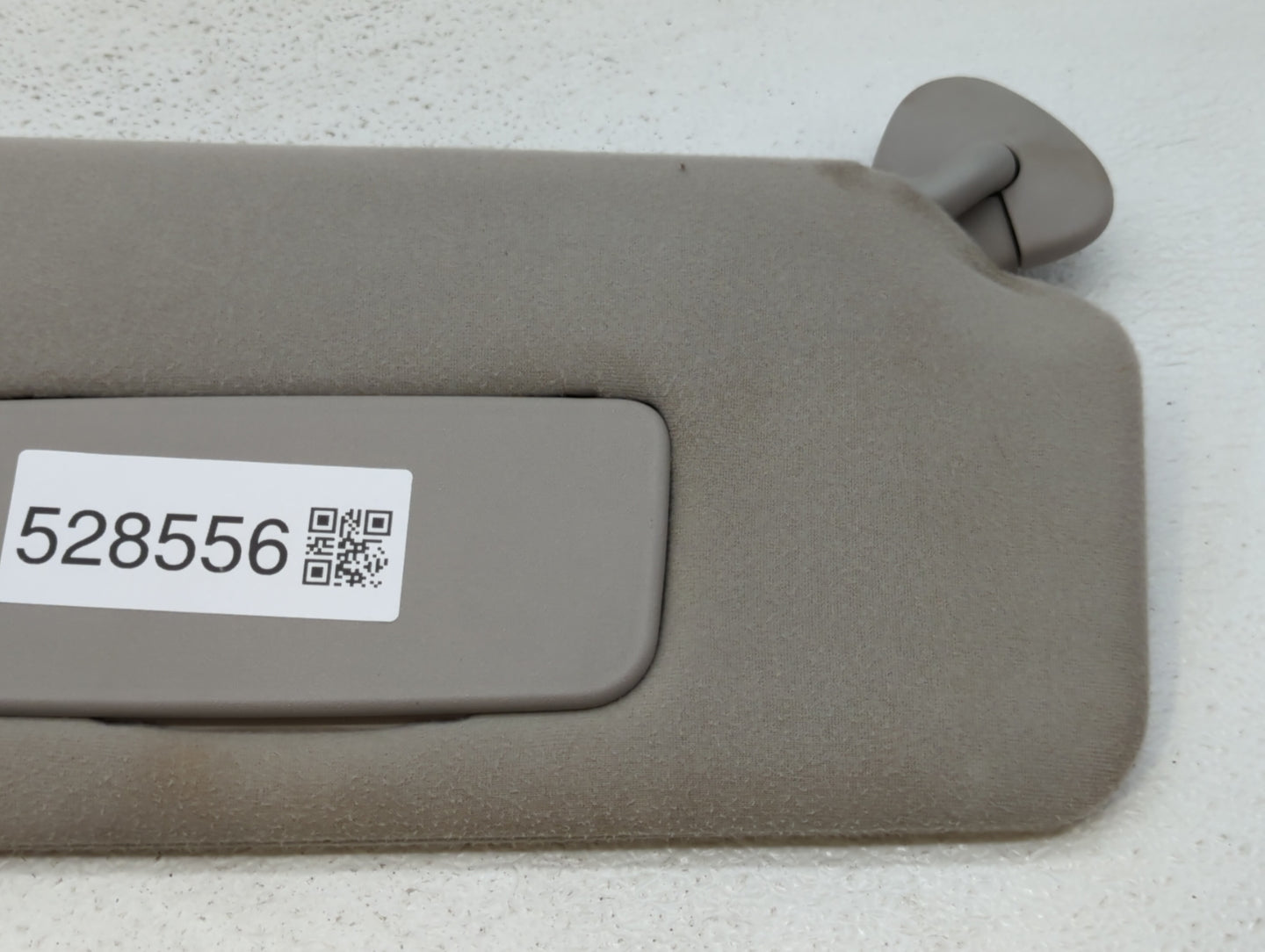 2005-2010 Toyota Sienna Sun Visor Shade Replacement Passenger Right Mirror Fits Fits 2005 2006 2007 2008 2009 2010 OEM Used 