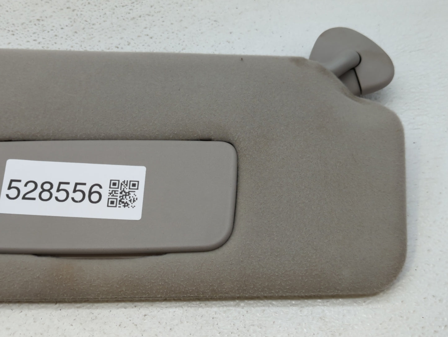 2005-2010 Toyota Sienna Sun Visor Shade Replacement Passenger Right Mirror Fits Fits 2005 2006 2007 2008 2009 2010 OEM Used 