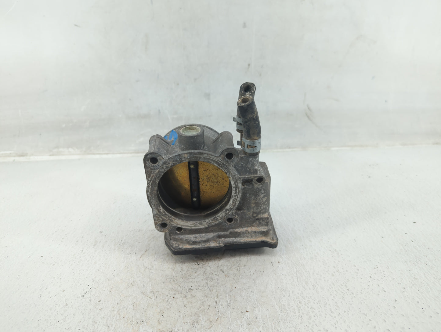 2007-2016 Toyota Sienna Throttle Body P/N:22030-0P050 Fits OEM Used Auto Parts - Oemusedautoparts1.com