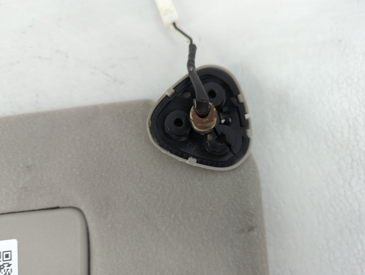 2005-2010 Toyota Sienna Sun Visor Shade Replacement Passenger Right Mirror Fits Fits 2005 2006 2007 2008 2009 2010 OEM Used 