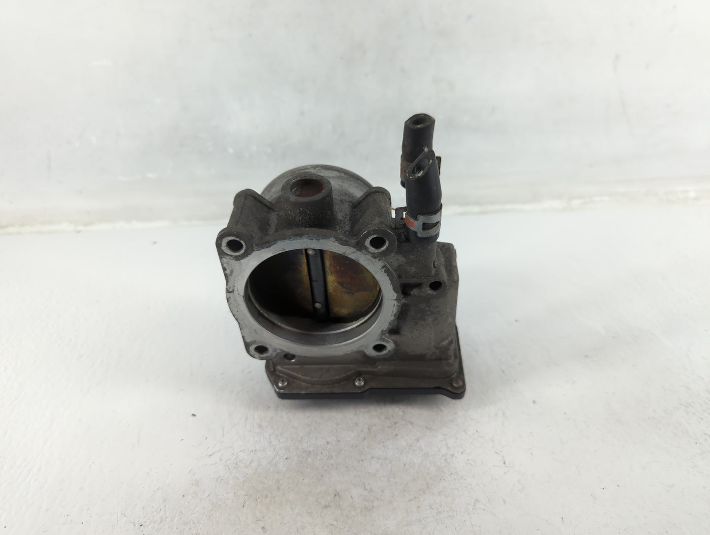 2007-2016 Toyota Sienna Throttle Body P/N:22030-0P050 Fits OEM Used Auto Parts - Oemusedautoparts1.com