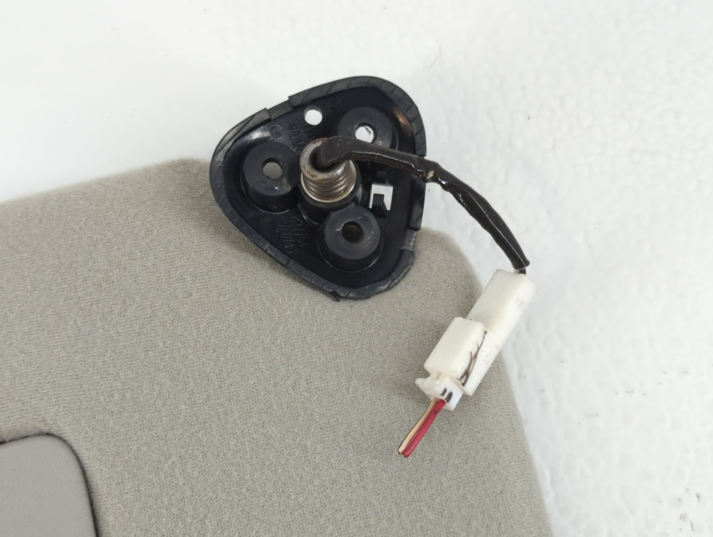 2005-2010 Toyota Sienna Sun Visor Shade Replacement Passenger Right Mirror Fits Fits 2005 2006 2007 2008 2009 2010 OEM Used 