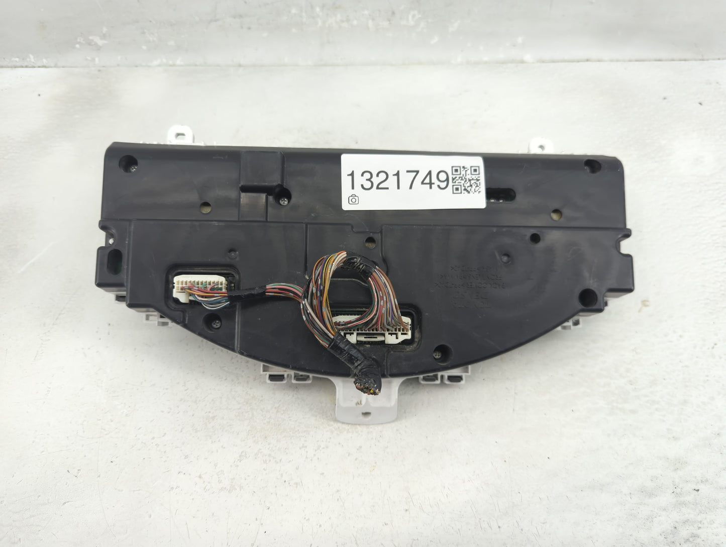 2007-2008 Toyota Solara Instrument Cluster Speedometer Gauges P/N:83800-06T10-00 Fits Fits 2007 2008 OEM Used Auto Parts - O