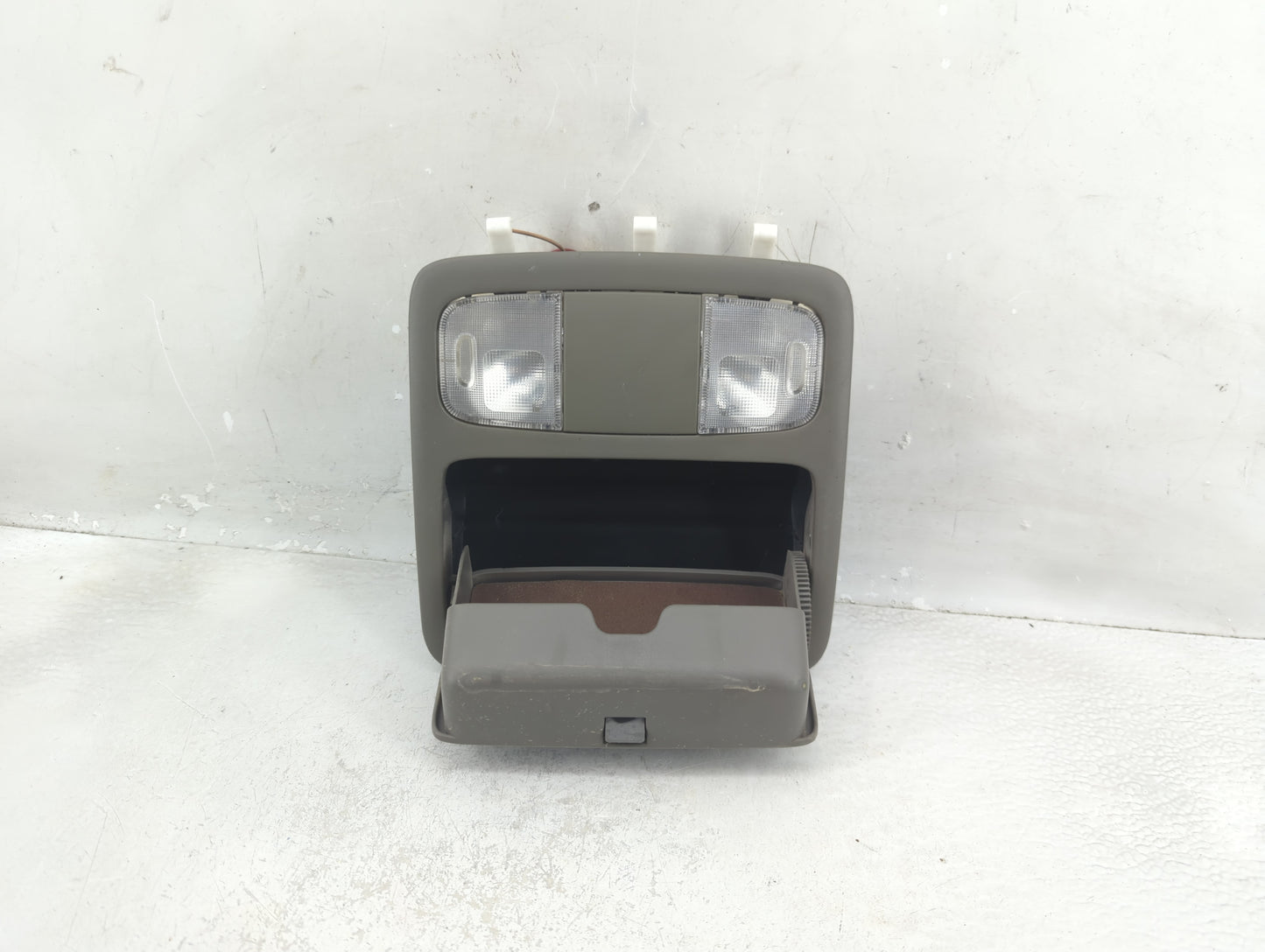 2008 Toyota Solara Overhead Roof Console - Oemusedautoparts1.com
