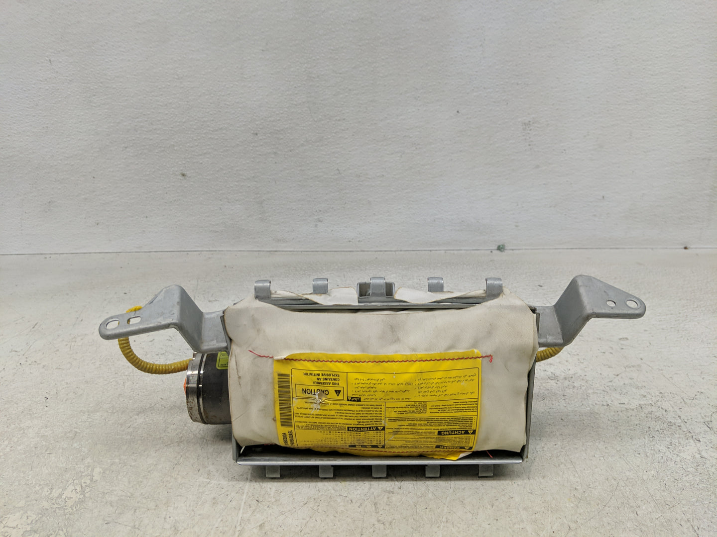2004-2008 Toyota Solara Air Bag Passenger Right Dashboard OEM P/N:73960-Aa010 Fits Fits 2004 2005 2006 2007 2008 OEM Used Au
