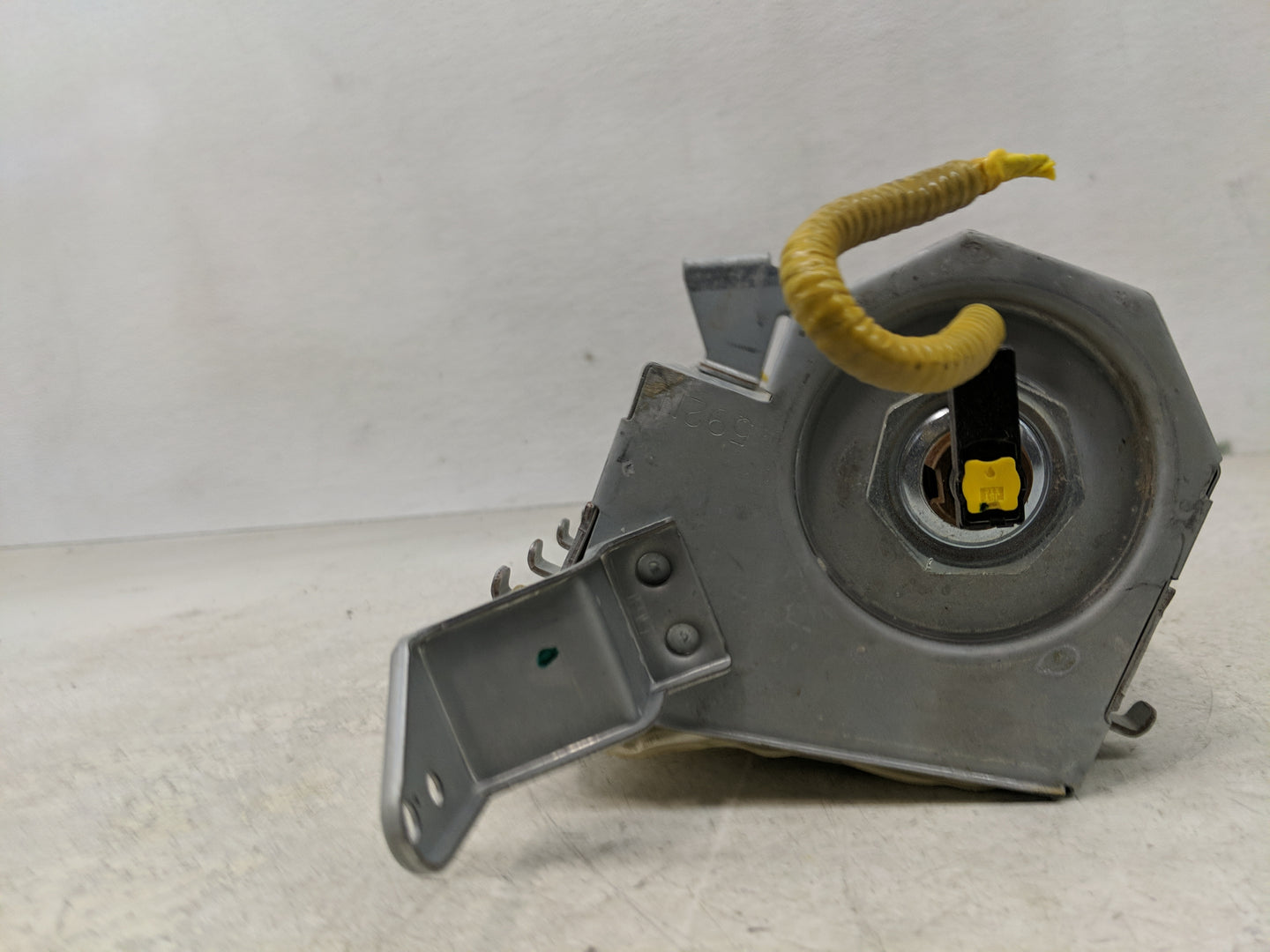 2004-2008 Toyota Solara Air Bag Passenger Right Dashboard OEM P/N:73960-Aa010 Fits Fits 2004 2005 2006 2007 2008 OEM Used Au