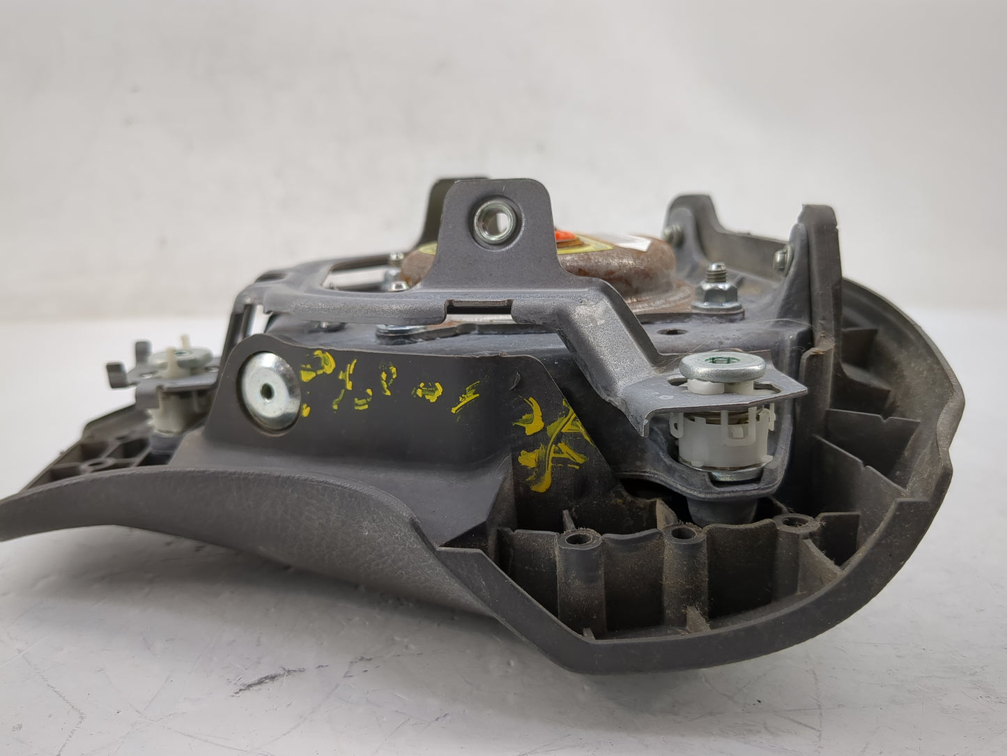 2007-2008 Toyota Solara Air Bag Driver Left Steering Wheel Mounted Fits Fits 2007 2008 OEM Used Auto Parts - Oemusedautopart