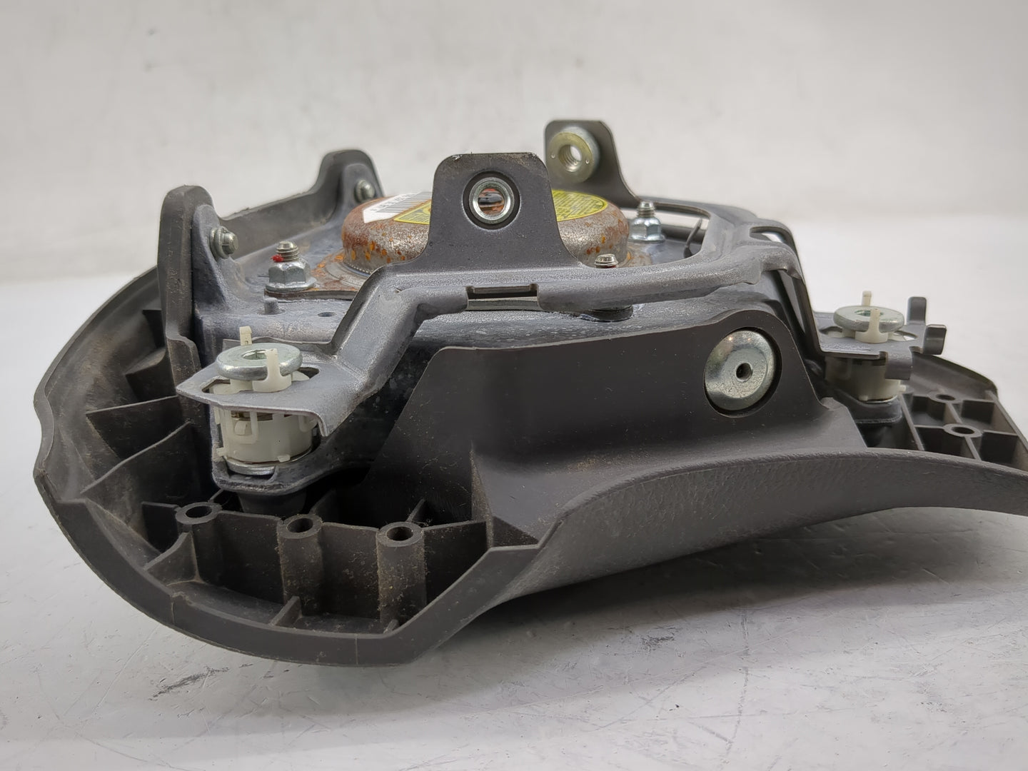 2007-2008 Toyota Solara Air Bag Driver Left Steering Wheel Mounted Fits Fits 2007 2008 OEM Used Auto Parts - Oemusedautopart
