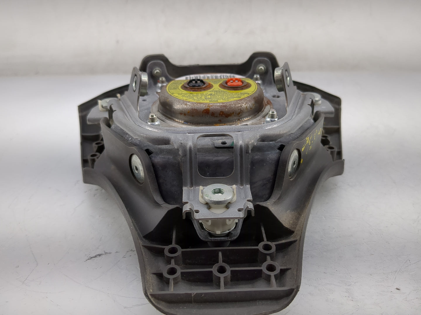 2007-2008 Toyota Solara Air Bag Driver Left Steering Wheel Mounted Fits Fits 2007 2008 OEM Used Auto Parts - Oemusedautopart