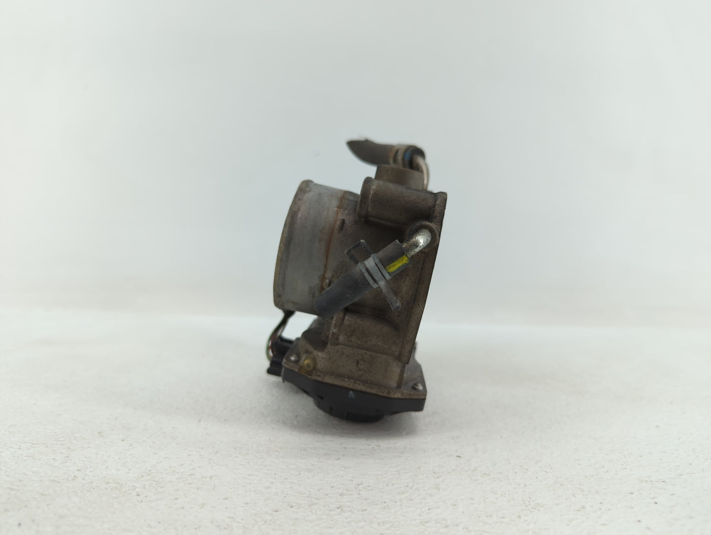 2007-2008 Toyota Solara Throttle Body P/N:22030-0H030 Fits Fits 2006 2007 2008 2009 2010 2011 2012 2013 2014 2015 OEM Used A