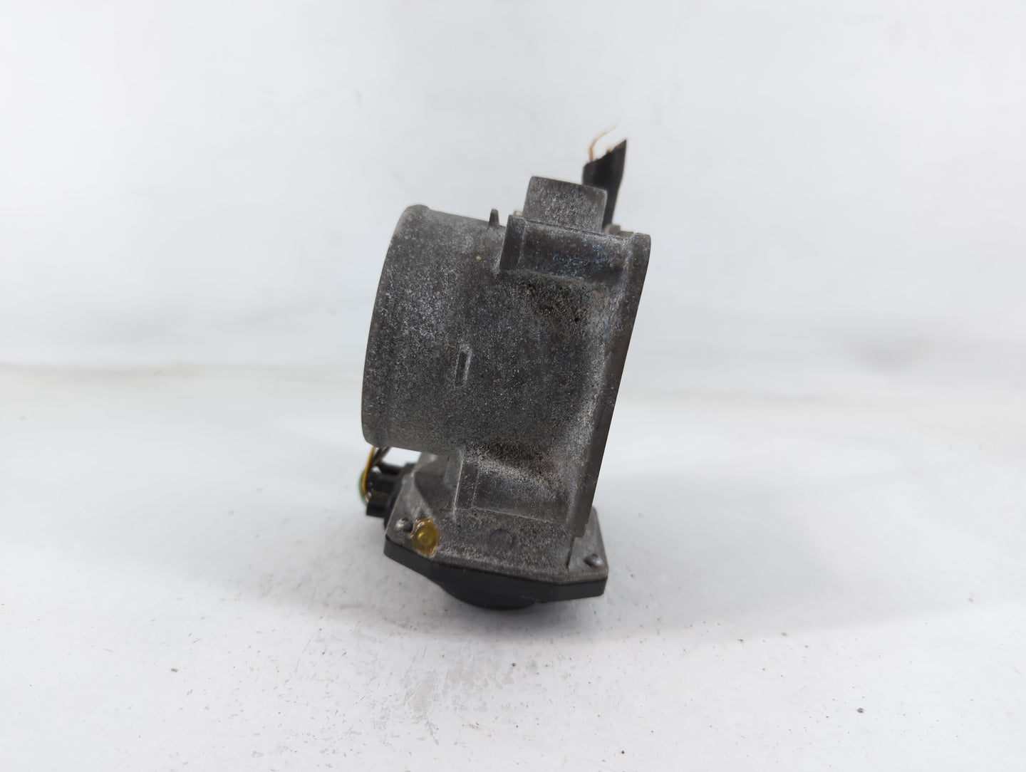 2004-2008 Toyota Solara Throttle Body P/N:22030-20060 Fits Fits 2003 2004 2005 2006 2007 2008 2009 2010 OEM Used Auto Parts 