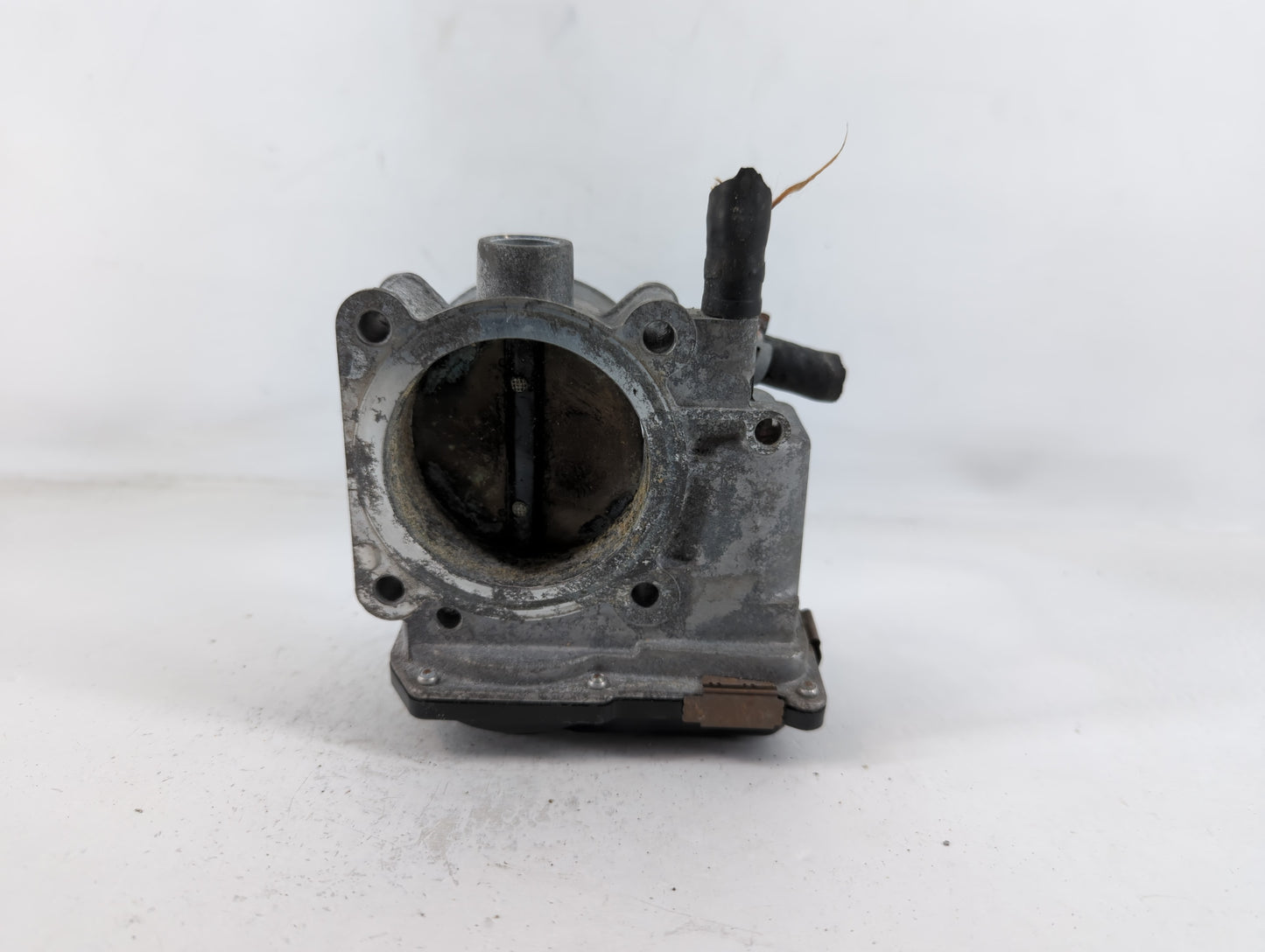 2004-2008 Toyota Solara Throttle Body P/N:22030-20060 Fits Fits 2003 2004 2005 2006 2007 2008 2009 2010 OEM Used Auto Parts 