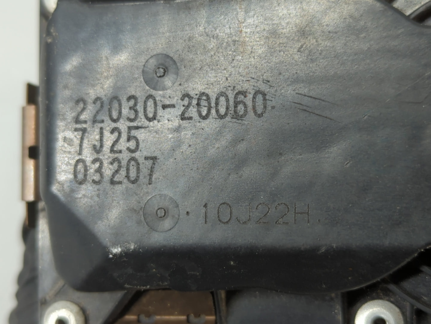 2004-2008 Toyota Solara Throttle Body P/N:22030-20060 Fits Fits 2003 2004 2005 2006 2007 2008 2009 2010 OEM Used Auto Parts 
