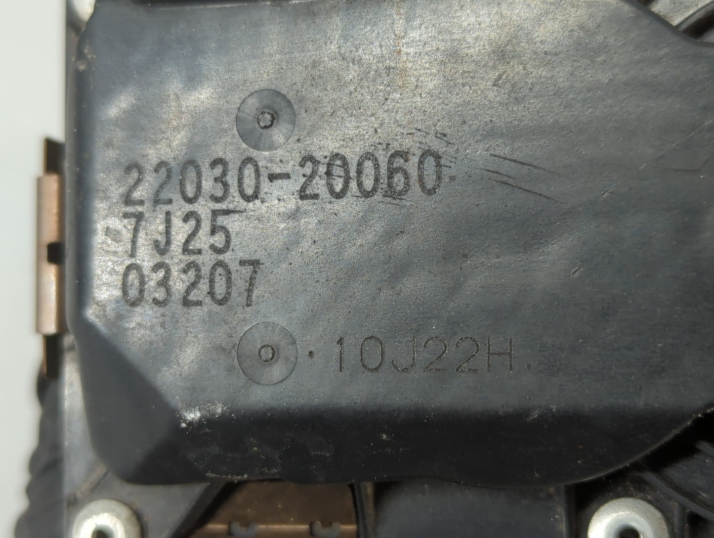 2004-2008 Toyota Solara Throttle Body P/N:22030-20060 Fits Fits 2003 2004 2005 2006 2007 2008 2009 2010 OEM Used Auto Parts 