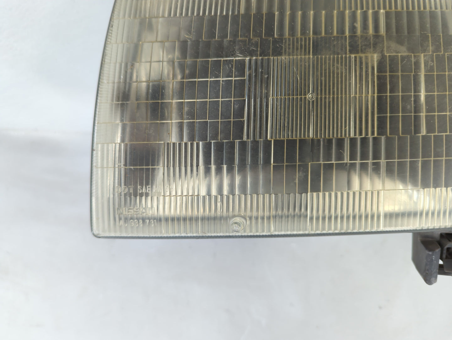 2005-2011 Toyota Tacoma Passenger Right Oem Front Light Lamp - Oemusedautoparts1.com