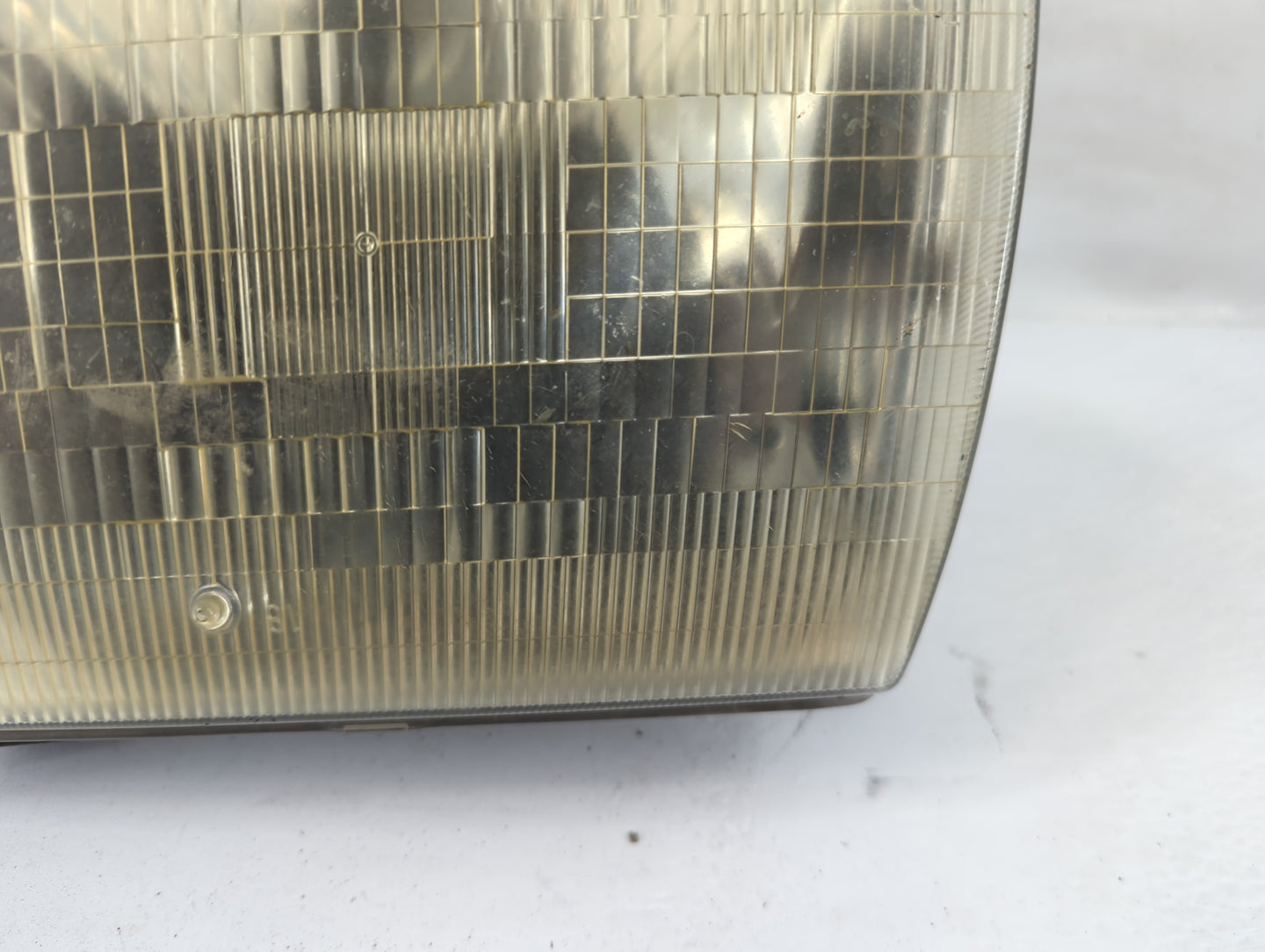 2005-2011 Toyota Tacoma Passenger Right Oem Front Light Lamp - Oemusedautoparts1.com