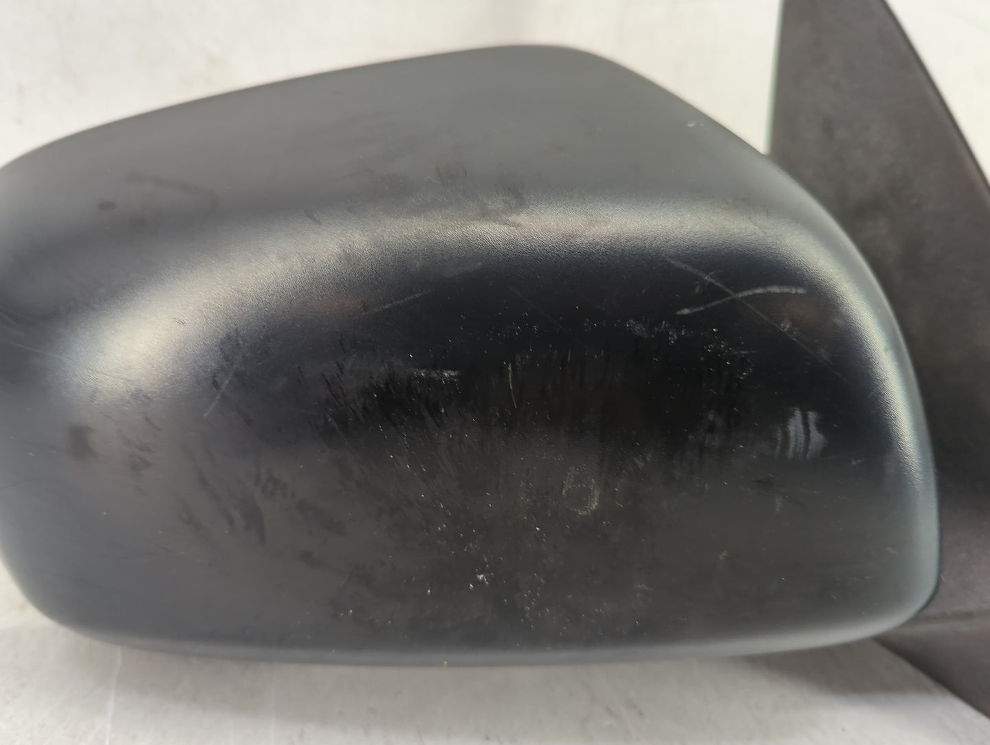 2005-2011 Toyota Tacoma Passenger Side View Mirror - Right Door Mirror OEM Used - Oemusedautoparts1.com