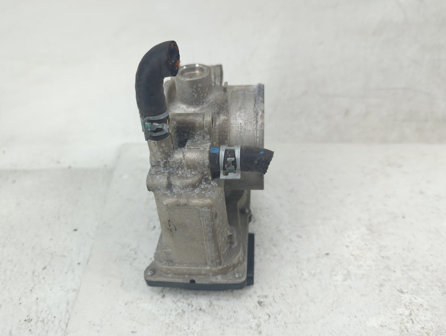 2005-2015 Toyota Tacoma Throttle Body P/N:22030-0P010 Fits Fits 2003 2004 2005 2006 2007 2008 2009 2010 2011 2012 2013 2014 