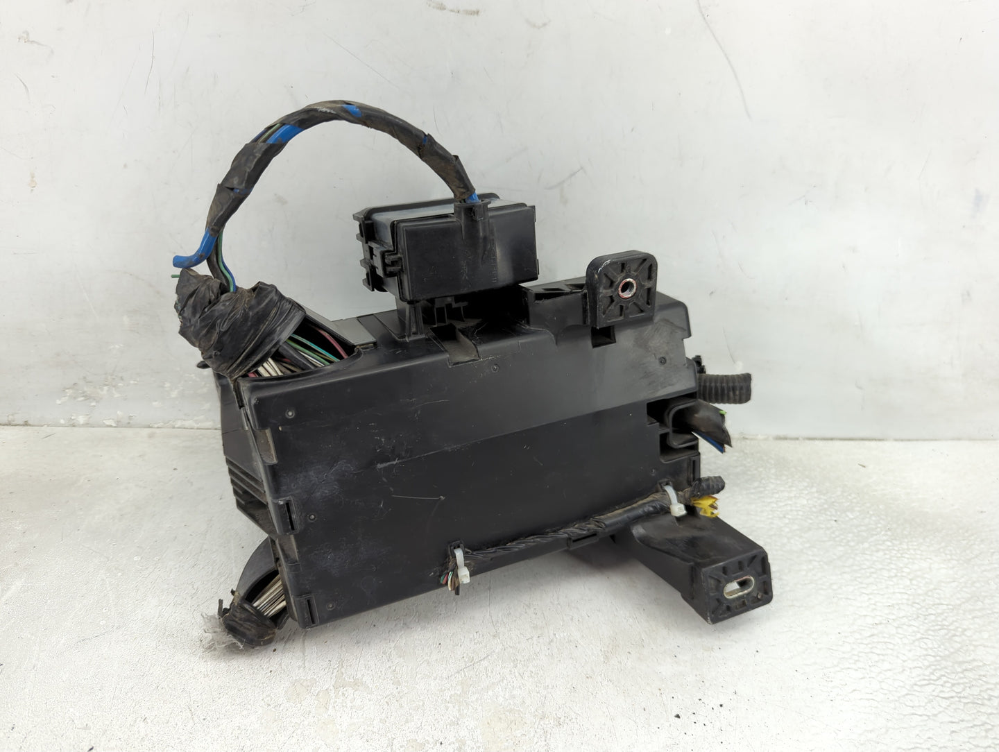 2005-2011 Toyota Tacoma Fusebox Fuse Box Panel Relay Module Fits Fits 2005 2006 2007 2008 2009 2010 2011 OEM Used Auto Parts