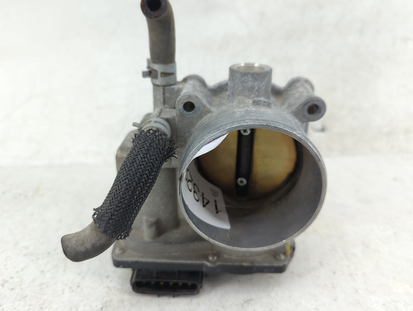 2005-2015 Toyota Tacoma Throttle Body P/N:22030-0P010 Fits Fits 2003 2004 2005 2006 2007 2008 2009 2010 2011 2012 2013 2014 