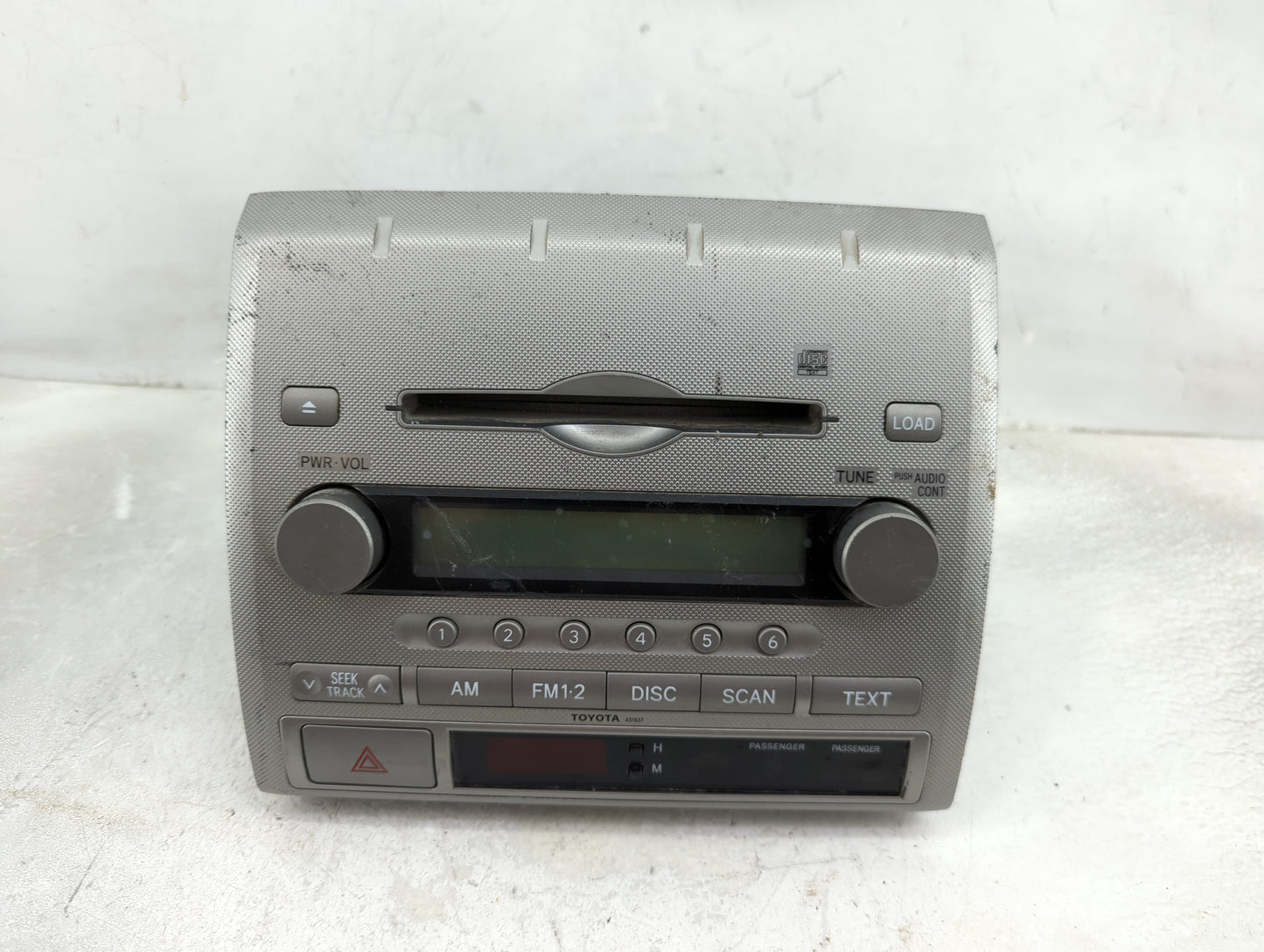 2007-2008 Toyota Tacoma Radio AM FM Cd Player Receiver Replacement P/N:86120-04131 Fits Fits 2007 2008 OEM Used Auto Parts -