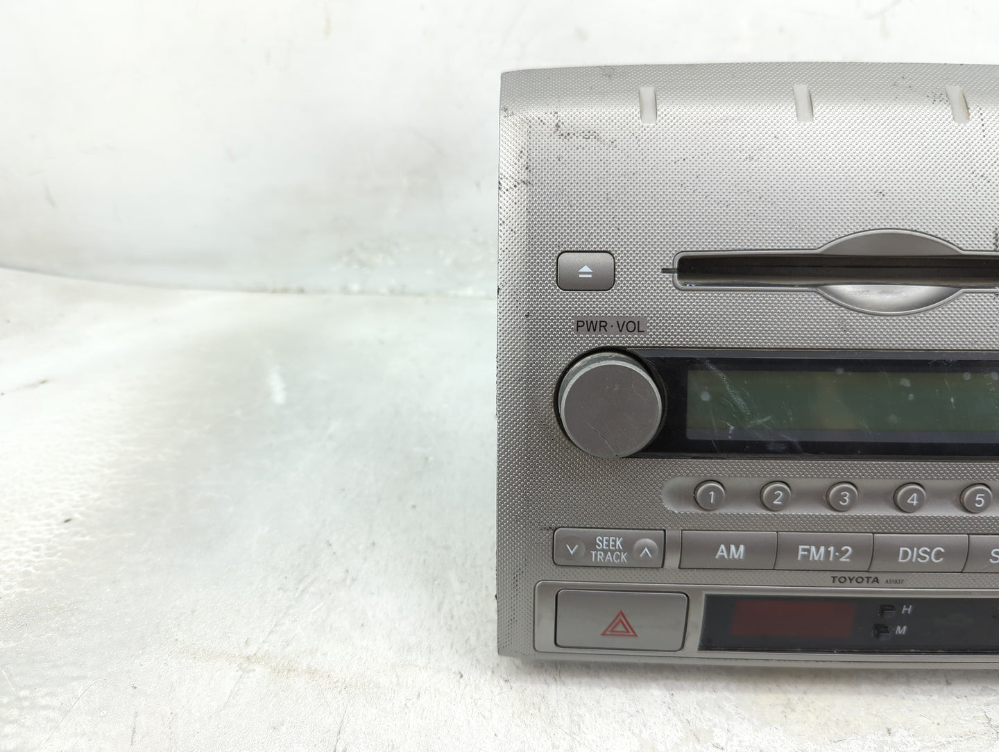 2007-2008 Toyota Tacoma Radio AM FM Cd Player Receiver Replacement P/N:86120-04131 Fits Fits 2007 2008 OEM Used Auto Parts -