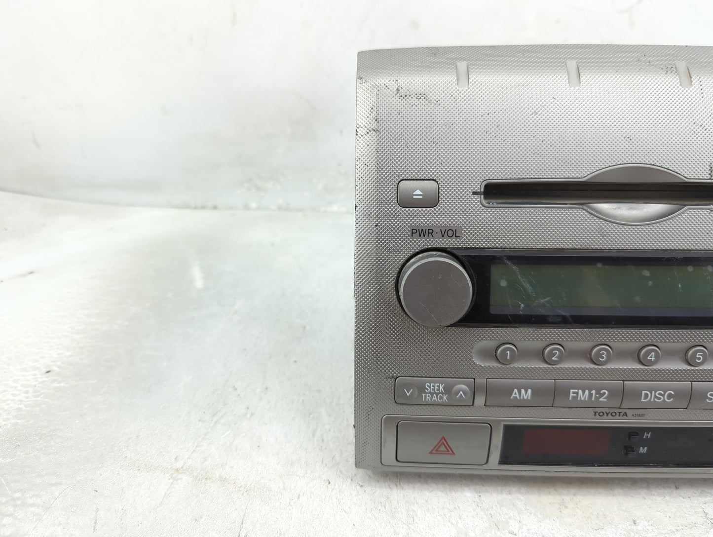 2007-2008 Toyota Tacoma Radio AM FM Cd Player Receiver Replacement P/N:86120-04131 Fits Fits 2007 2008 OEM Used Auto Parts -