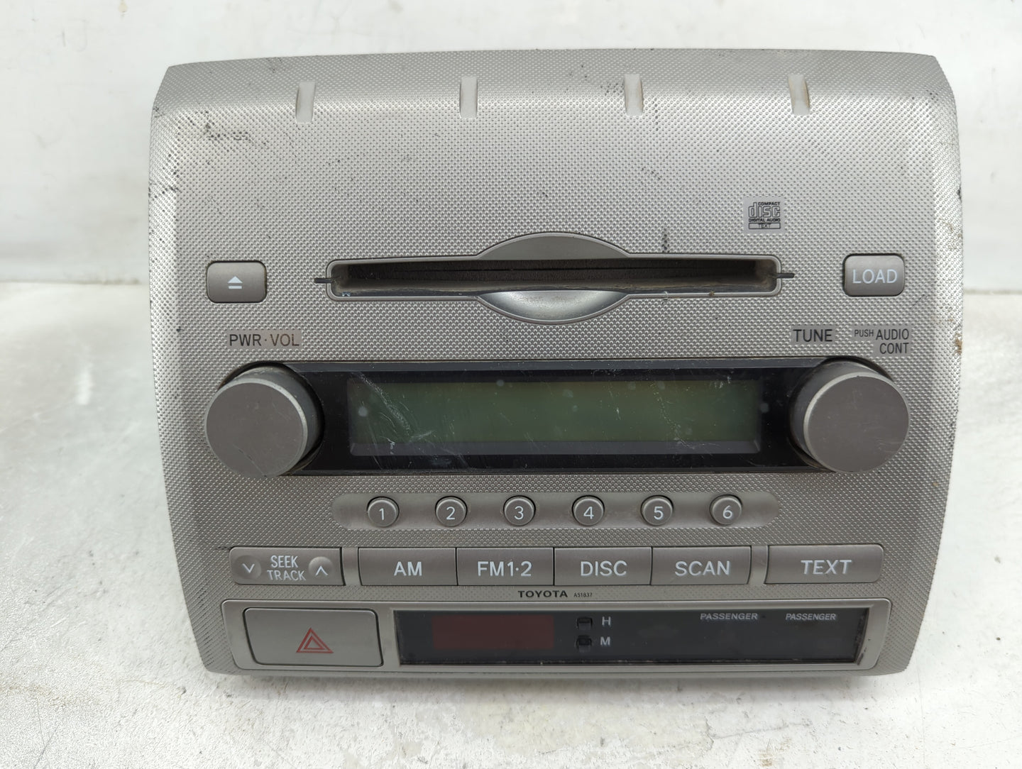 2007-2008 Toyota Tacoma Radio AM FM Cd Player Receiver Replacement P/N:86120-04131 Fits Fits 2007 2008 OEM Used Auto Parts -