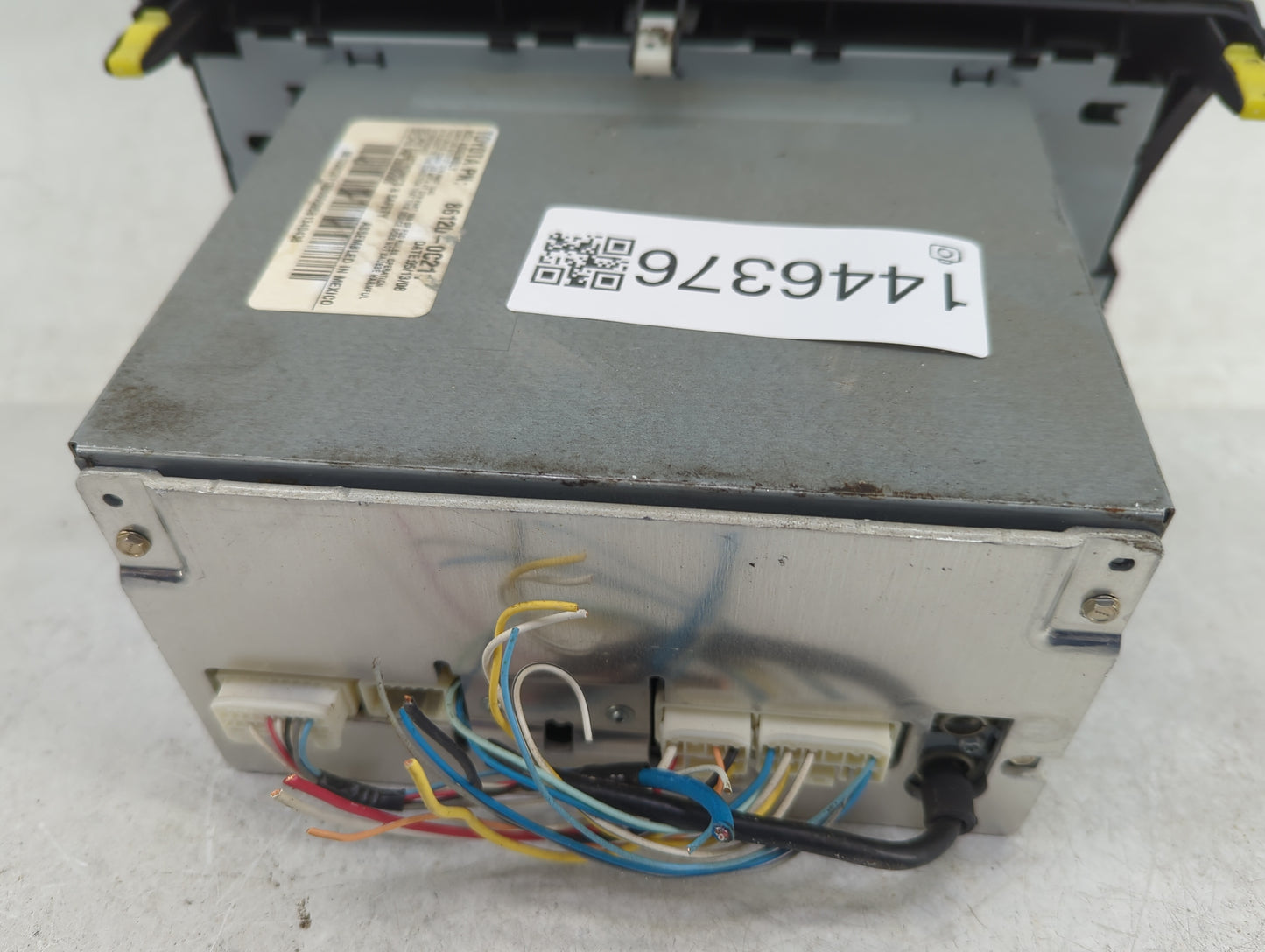 2007-2013 Toyota Tundra Radio AM FM Cd Player Receiver Replacement P/N:86120-0C211 28099095 Fits OEM Used Auto Parts - Oemus