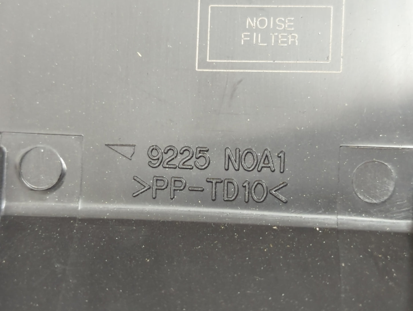 2007-2009 Toyota Tundra Fusebox Fuse Box Panel Relay Module P/N:9225 N0A1 Fits Fits 2007 2008 2009 OEM Used Auto Parts - Oem