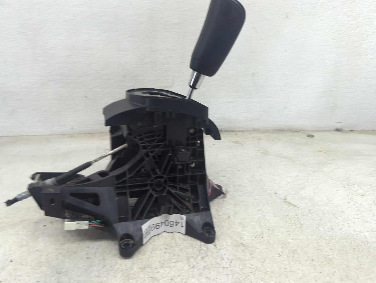 2008 Toyota Tundra Floor Console Assembly Shifter - Oemusedautoparts1.com